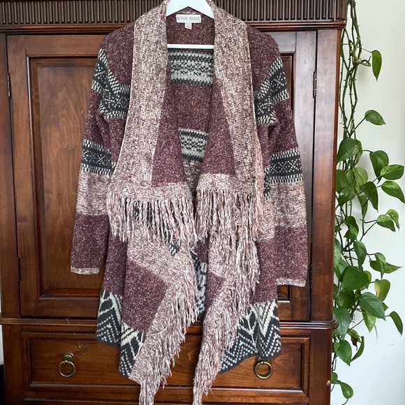 Knox Rose Aztec Geometric Fringed Shawl Collar Boho Festival Open Cardigan - Picture 1 of 13